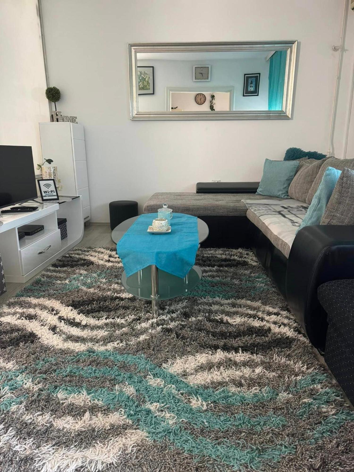 Sweet Blue Apartment *